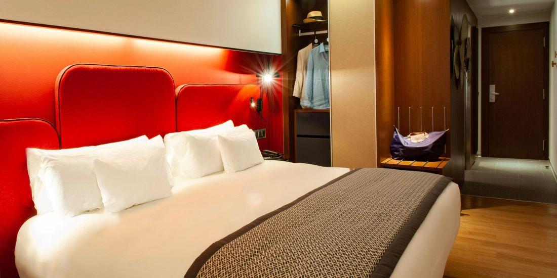 Hotel Indigo Barcelona Granvia Plaza Espana, An Ihg Hotel Экстерьер фото