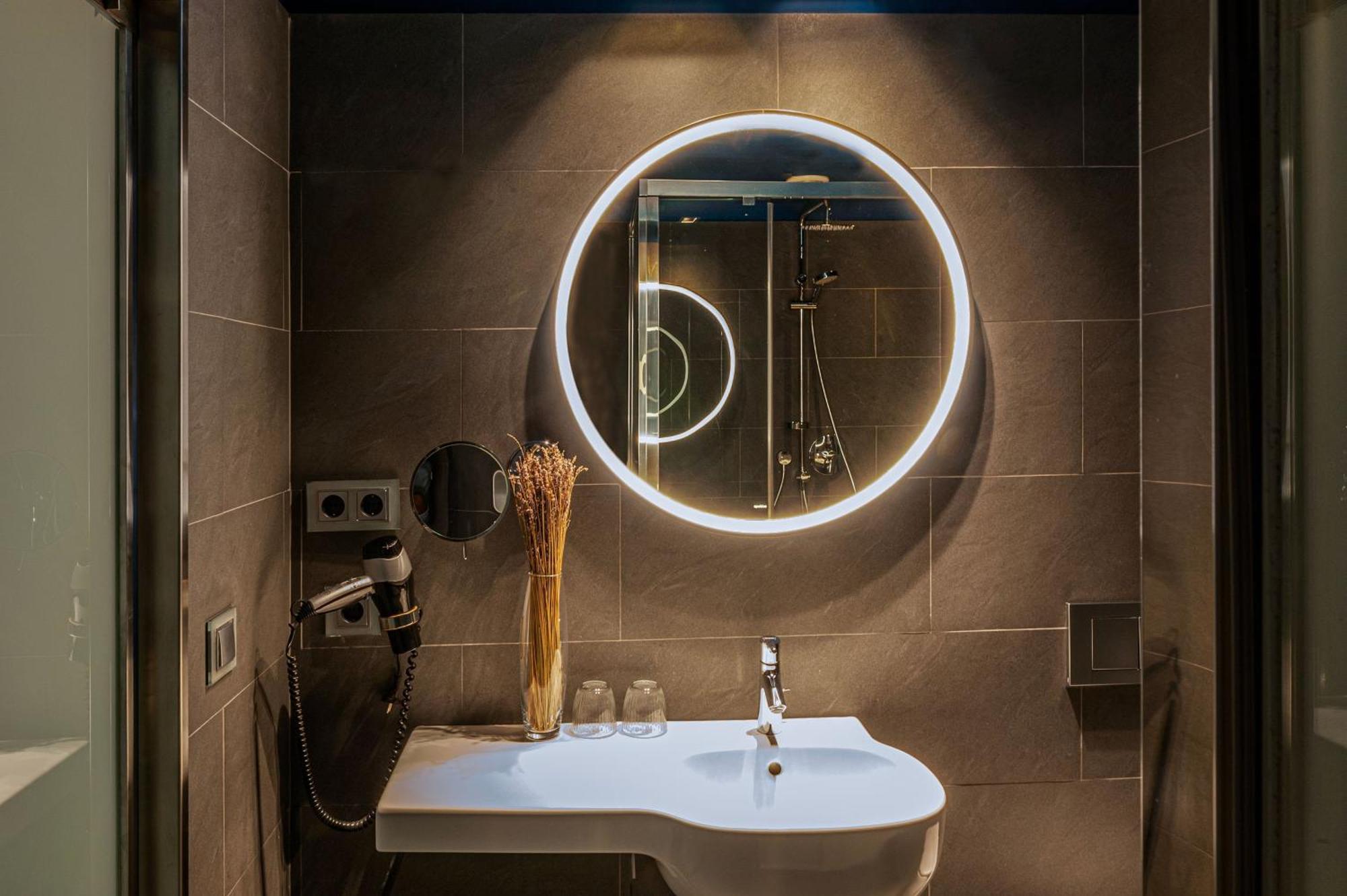 Hotel Indigo Barcelona Granvia Plaza Espana, An Ihg Hotel Экстерьер фото