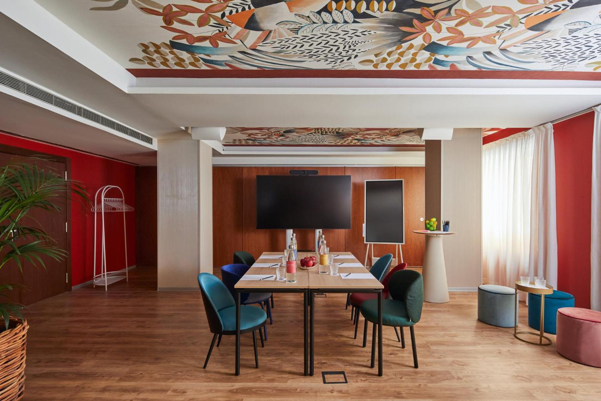 Hotel Indigo Barcelona Granvia Plaza Espana, An Ihg Hotel Экстерьер фото