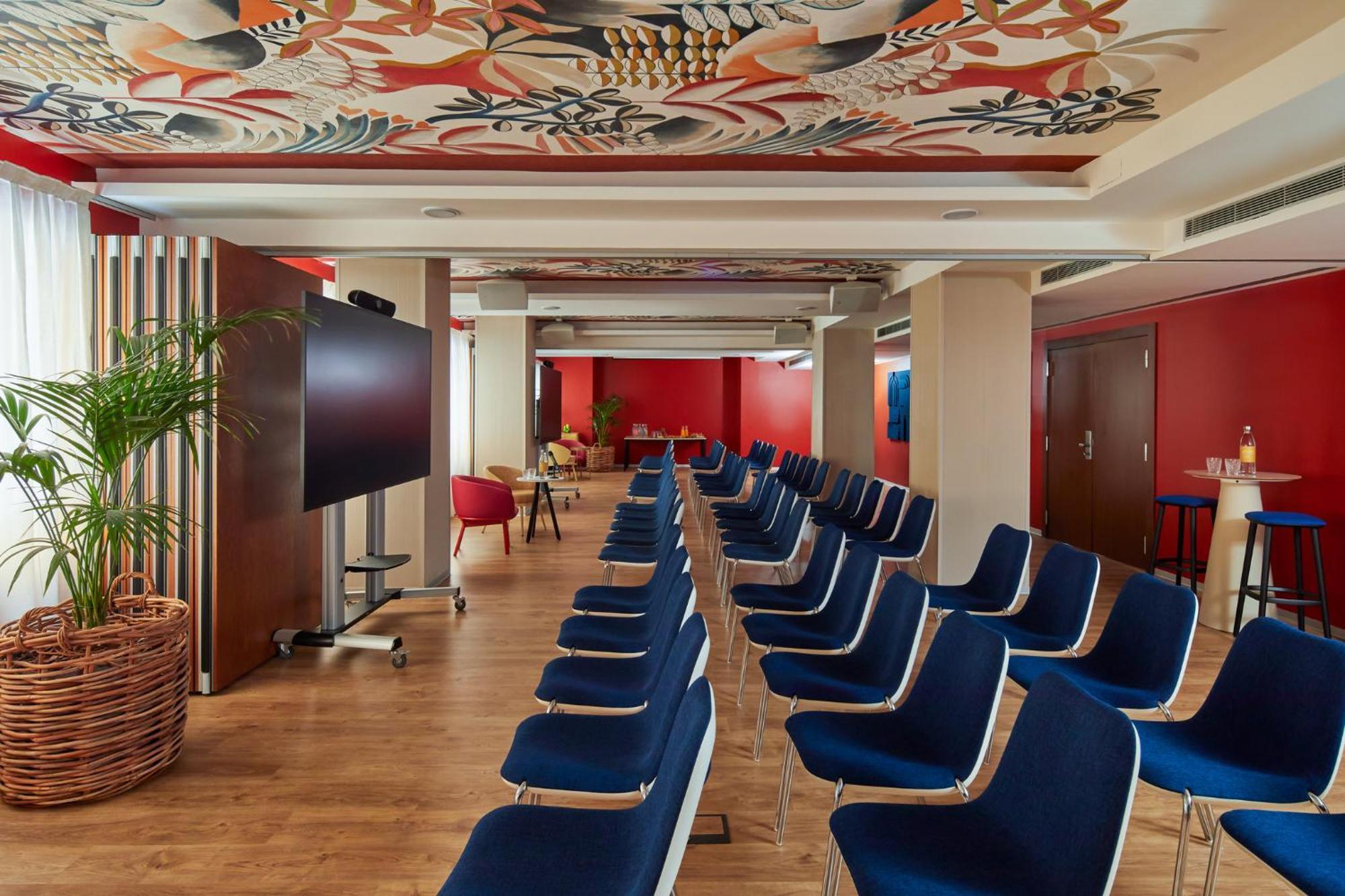 Hotel Indigo Barcelona Granvia Plaza Espana, An Ihg Hotel Экстерьер фото